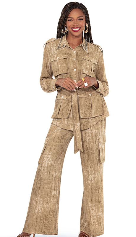 Love the Queen 17642-KHA Outfit